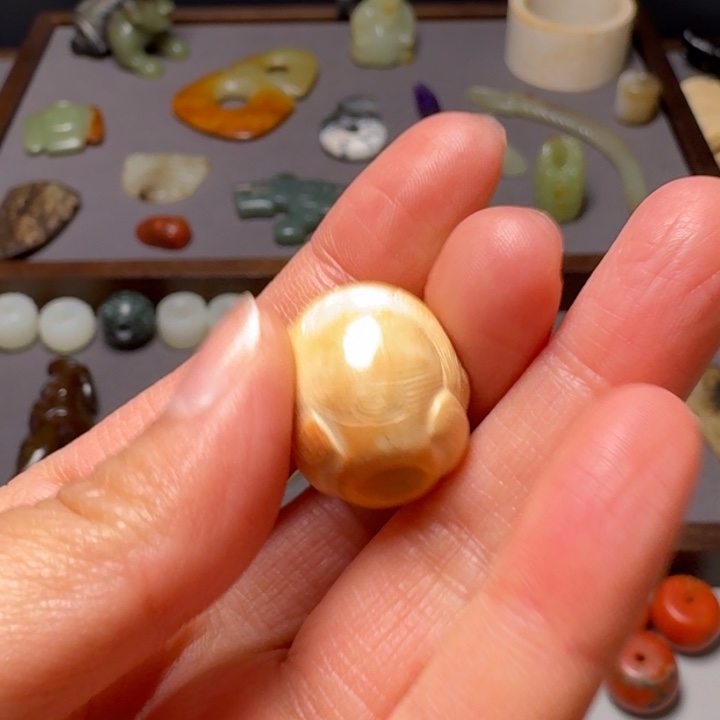 和田玉（糖玉）挂件未镶嵌