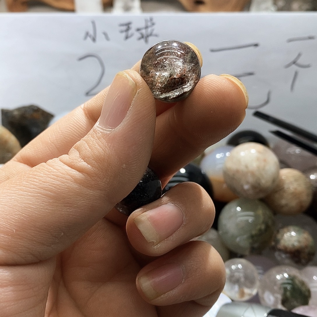 未镶嵌珠宝半成品水晶M****O