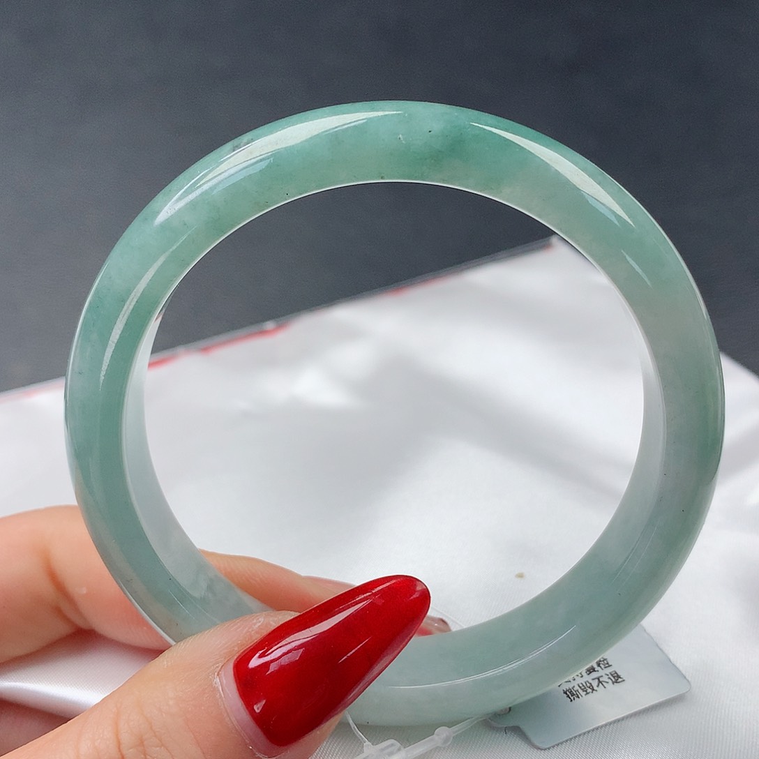 翡翠手镯未镶嵌0113正59.7