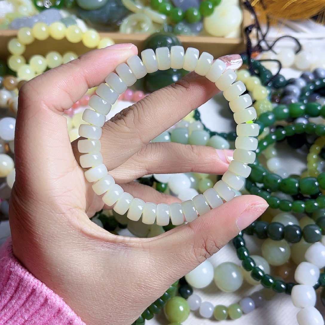 和田玉手链未镶嵌a***a和田玉手链