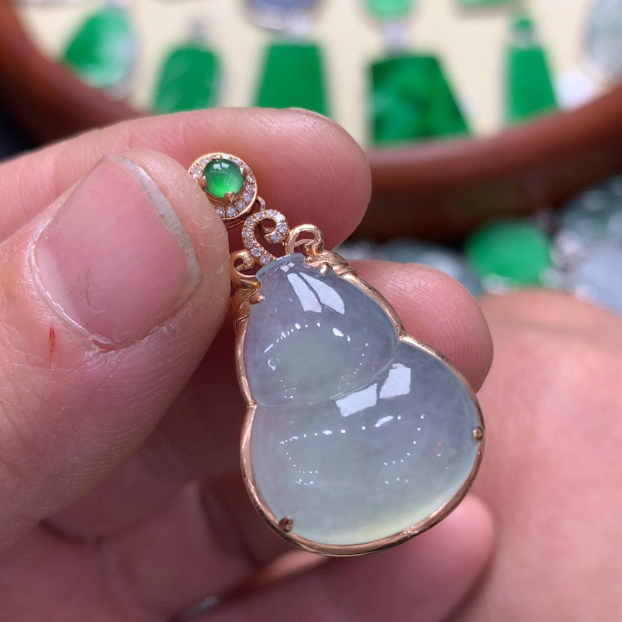 【闪购商品】翡翠颈饰18K金镶嵌葫芦