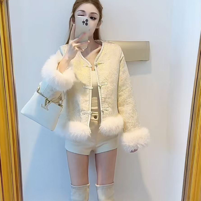 2149 提花毛边 羽羽外套