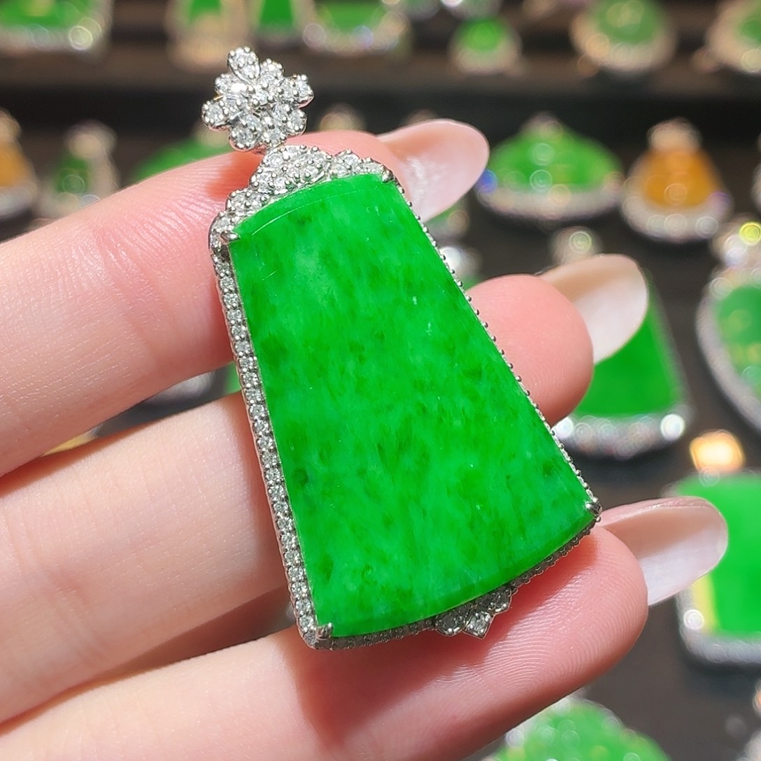 翡翠18K金镶嵌吊坠(不含链)103