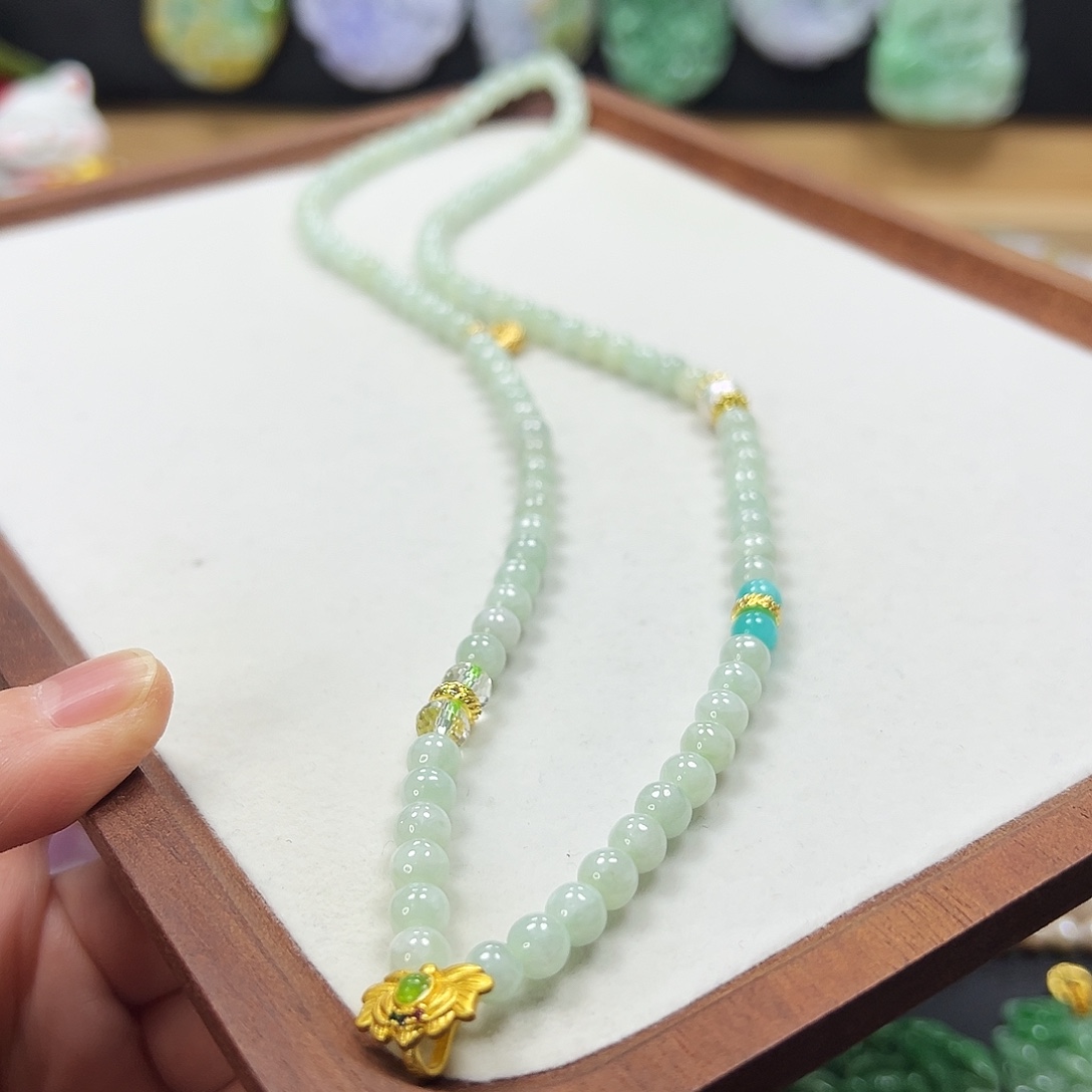 翡翠未镶嵌颈饰项链