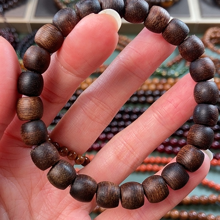 沉香手串1.2红土沉香手串