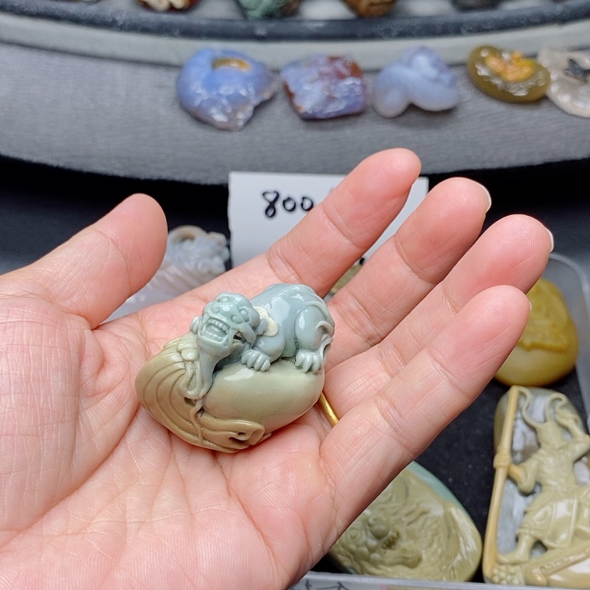 【闪购商品】定制石英质玉吊坠未镶嵌