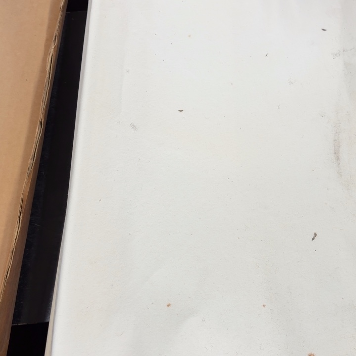 得***里瓷器及陶器及器皿