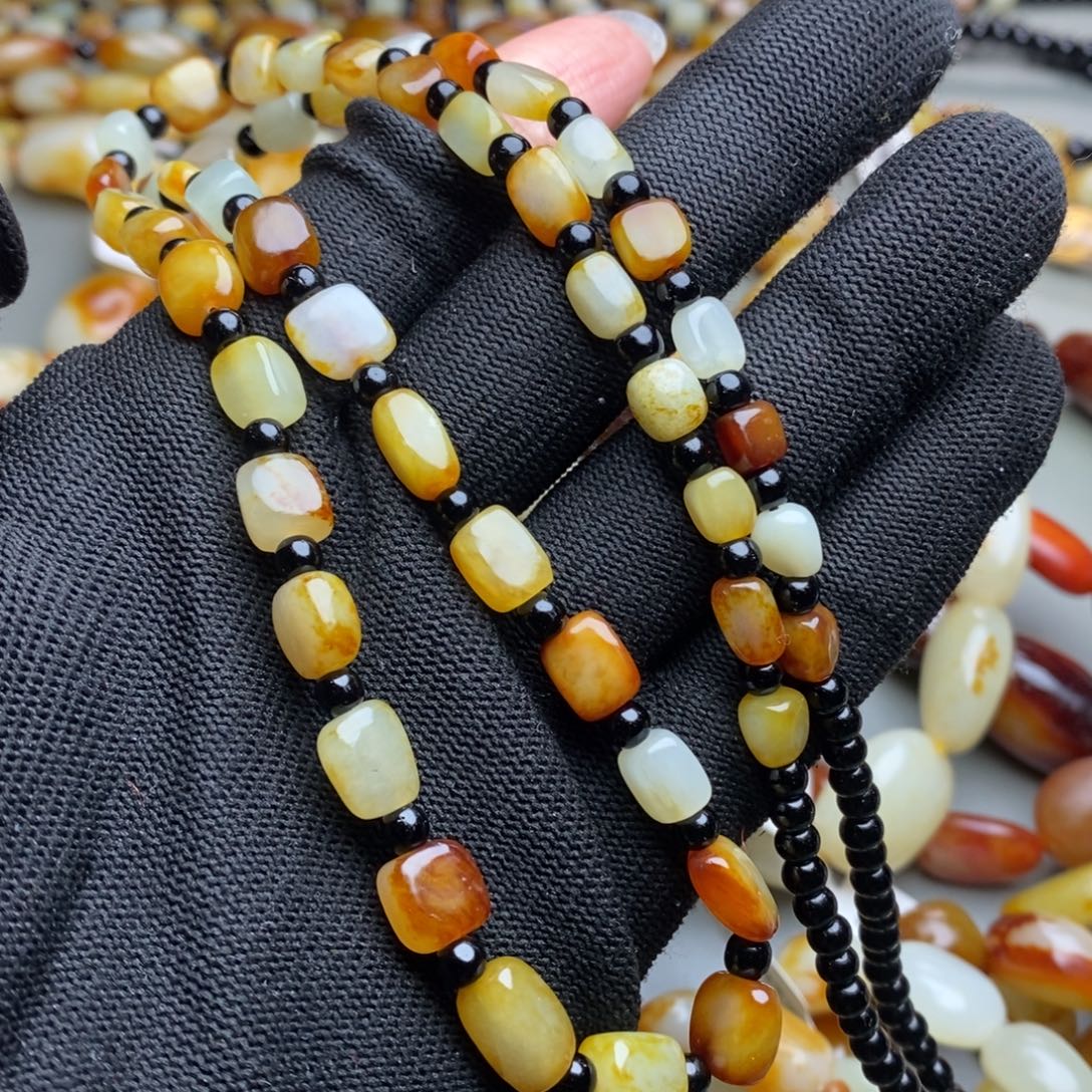 和田玉未镶嵌手链