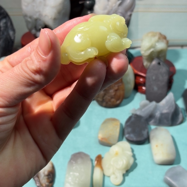 厚***德和田玉未镶嵌把件