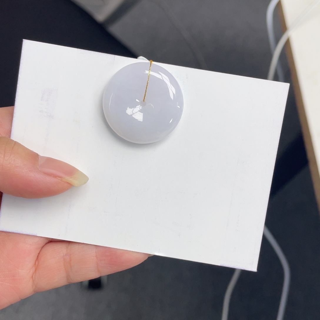 翡翠未镶嵌颈饰平安扣