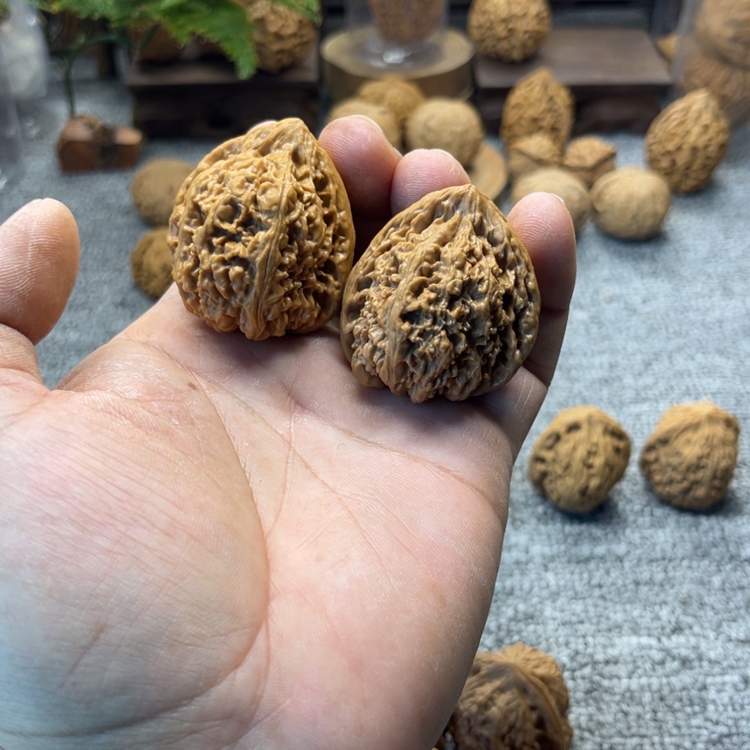 把件文玩核桃核尊