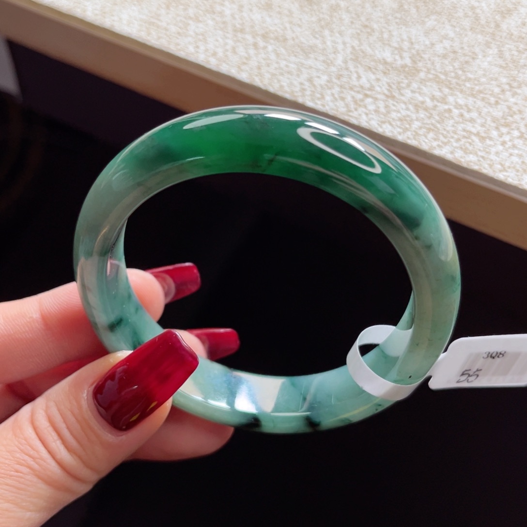 翡翠手镯未镶嵌手镯