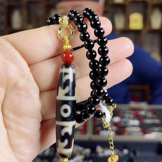 玛瑙/玉髓颈饰合金