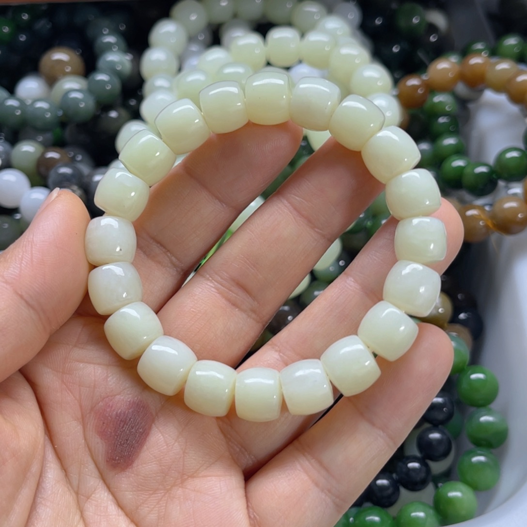 未镶嵌手链和田玉