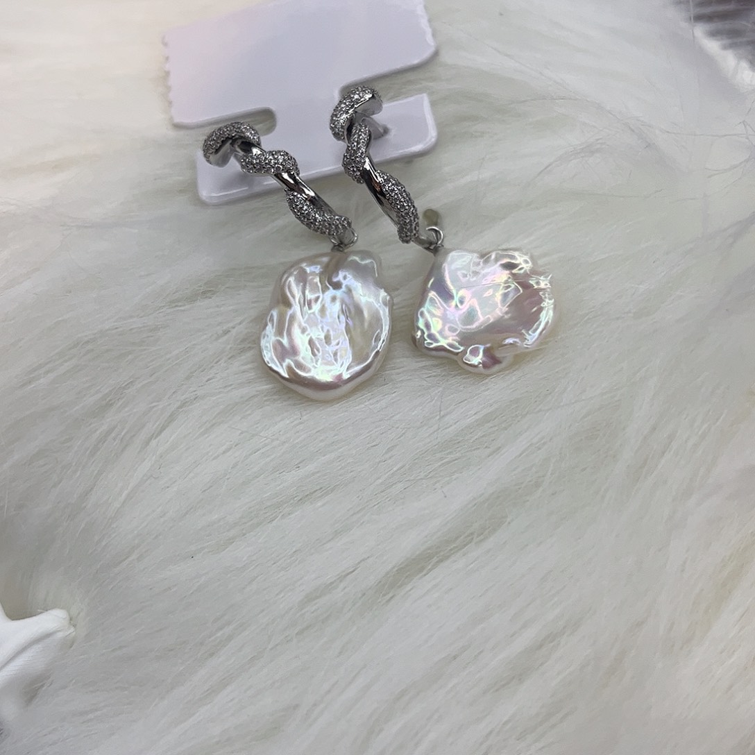 淡水珍珠耳饰合金