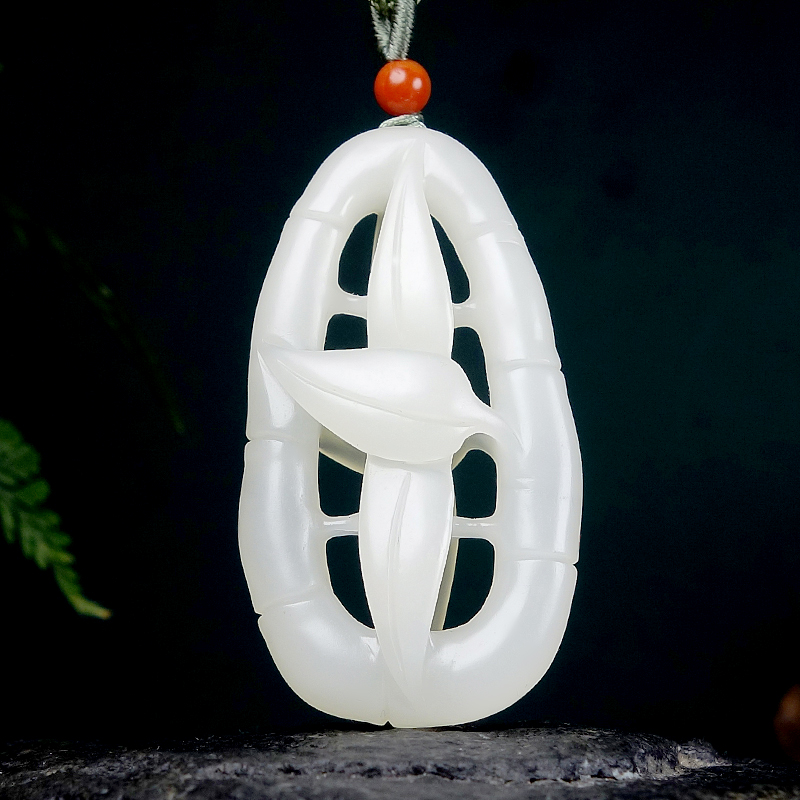 【胸有成竹】保真和田玉白玉镂空手工雕刻竹节挂件 22.86g