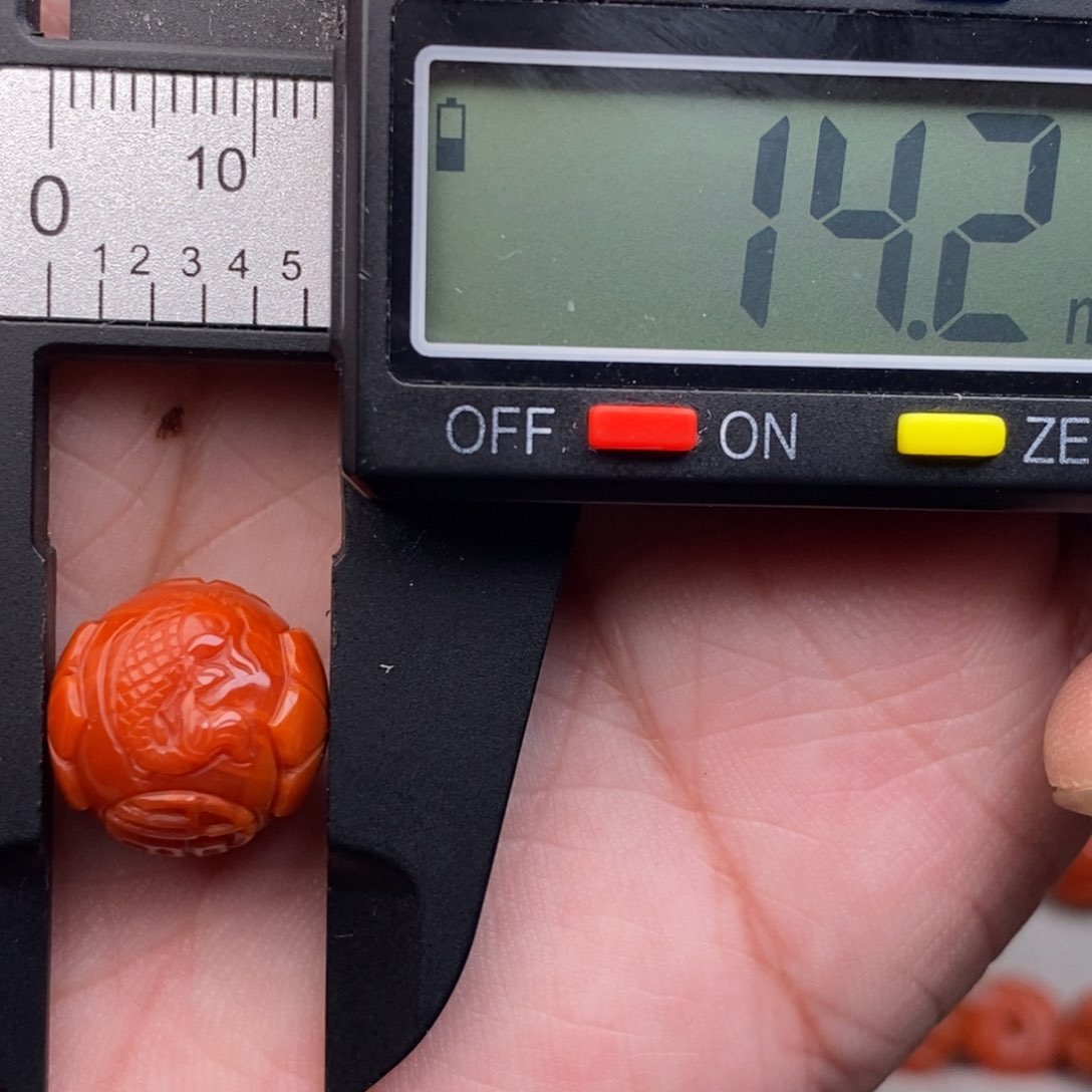 南红玛瑙配饰未镶嵌微瑕