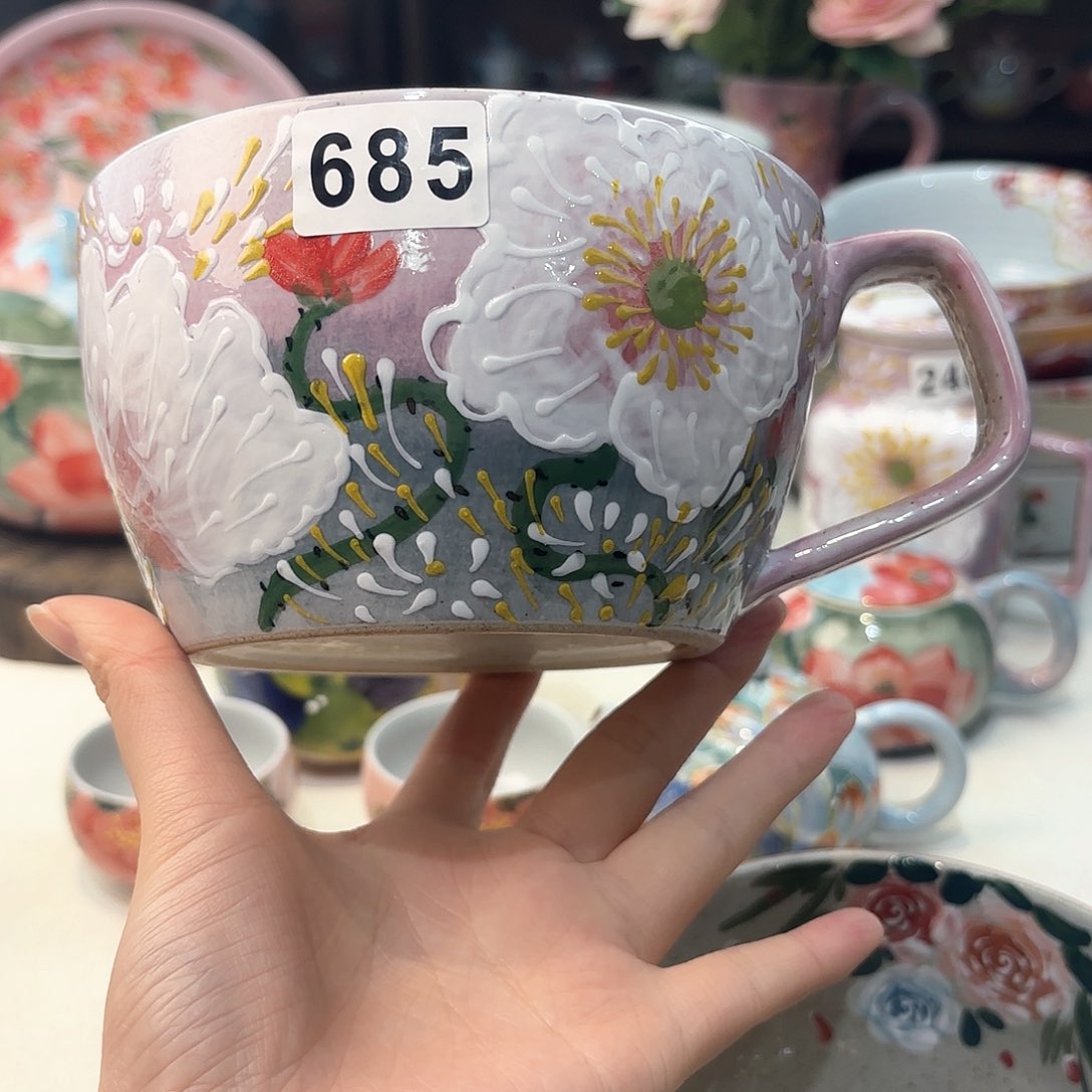 瓷片兔兔的小可爱太