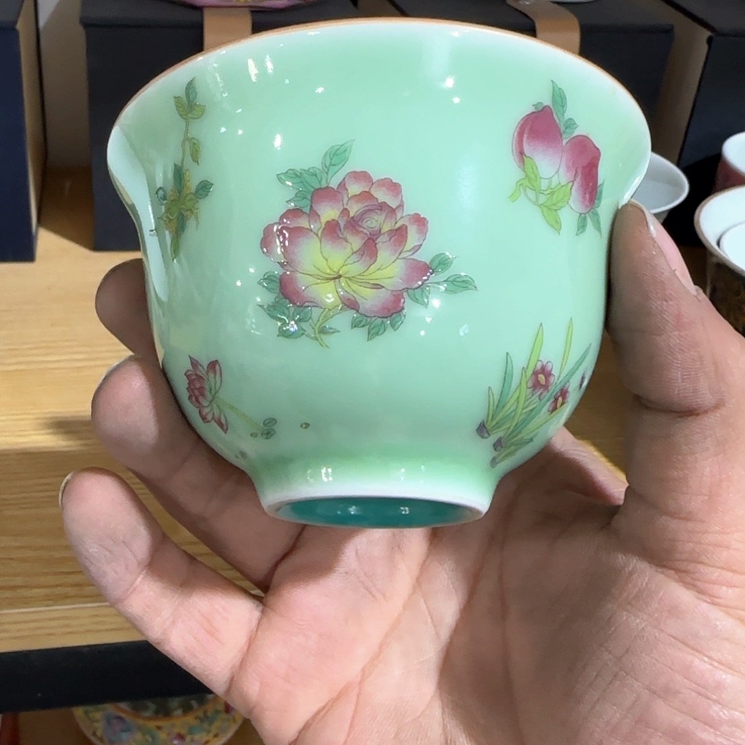 瓷片瓷器等艺术家都十分喜欢