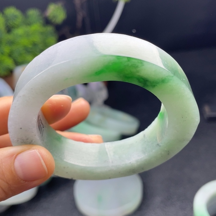 定制翡翠不退不换未镶嵌