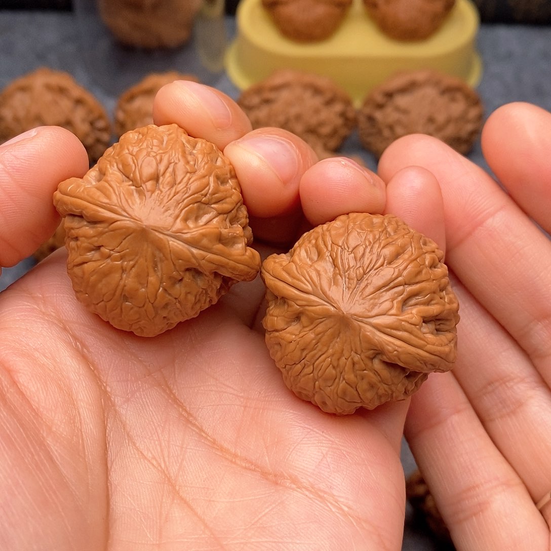 文玩核桃把件铁锤妹妹36全品