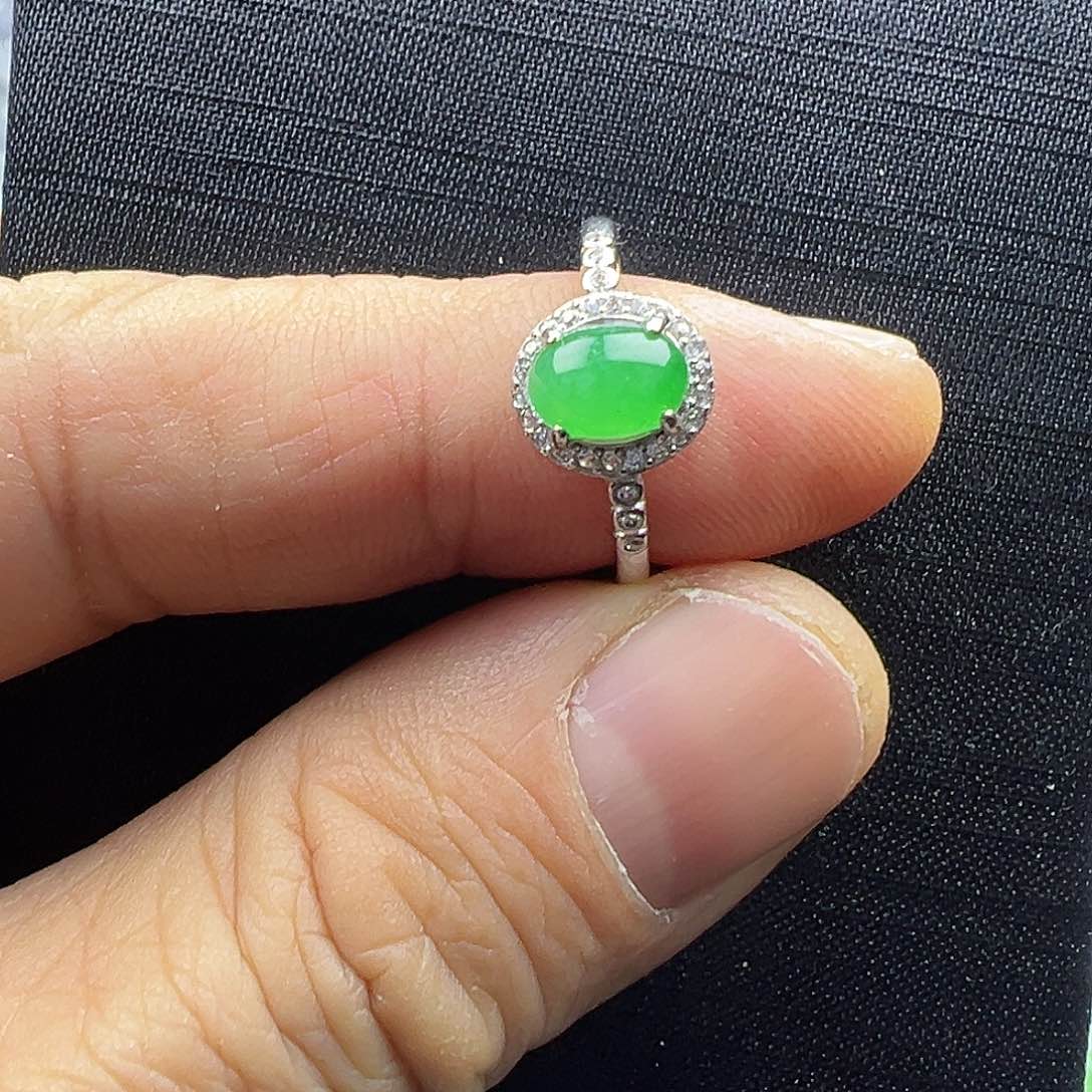 翡翠颈饰银S925镶嵌翡翠