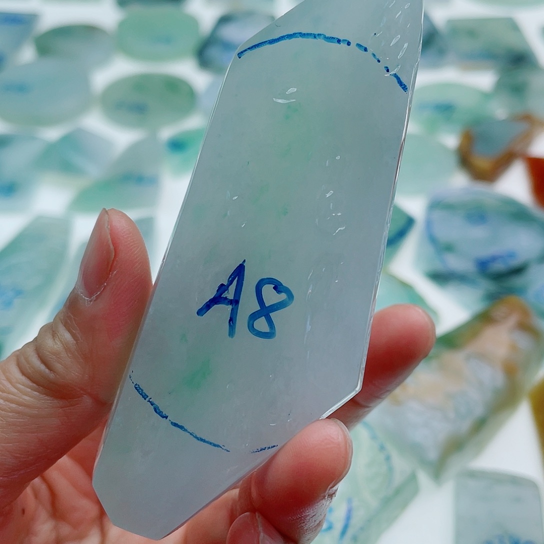 定制翡翠未镶嵌亿弘翡翠片料定制手工雕刻