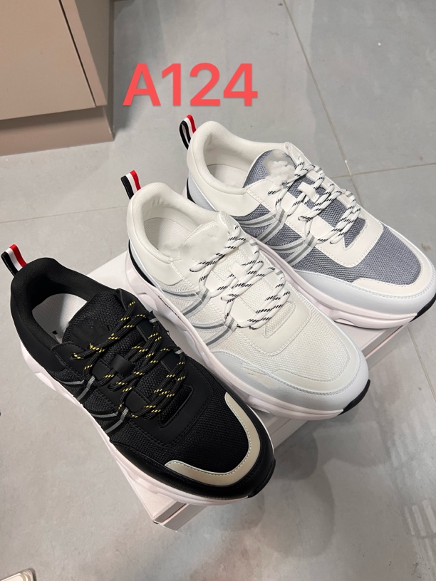 A124 老伙计三色萌萌哒运动鞋