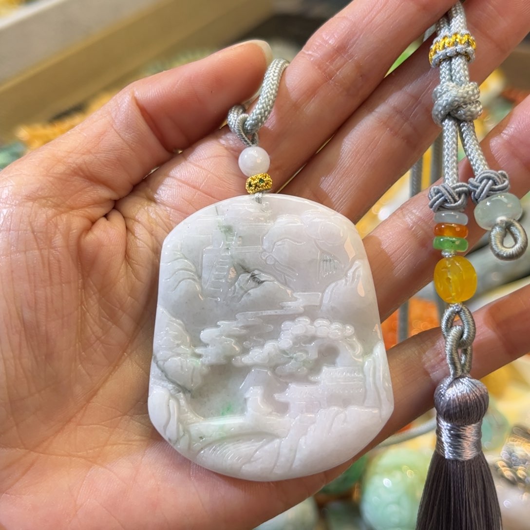 翡翠颈饰未镶嵌待编款