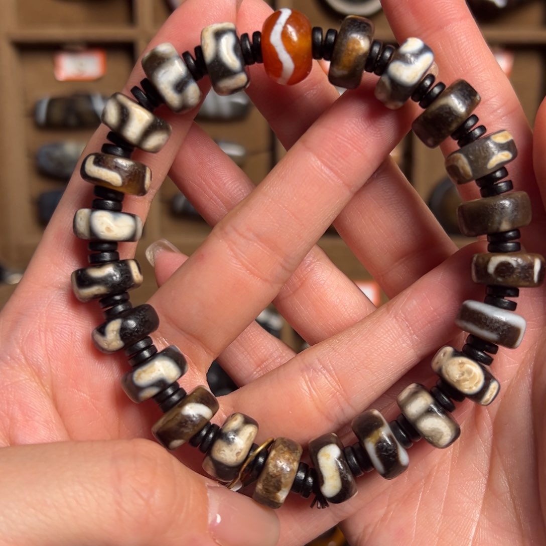 玛瑙/玉髓手串未镶嵌