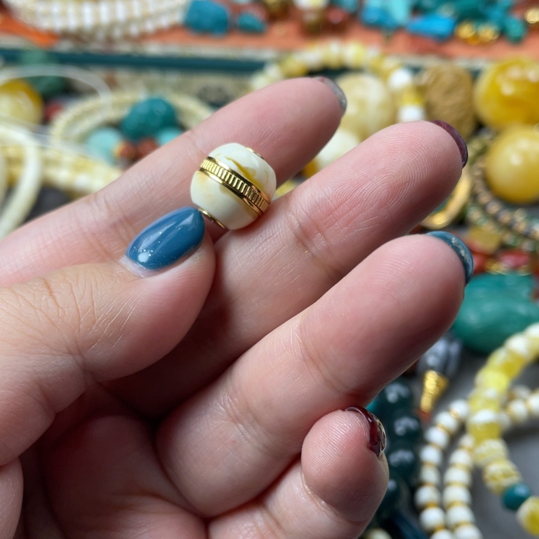 琥珀珠宝奇石未镶嵌51