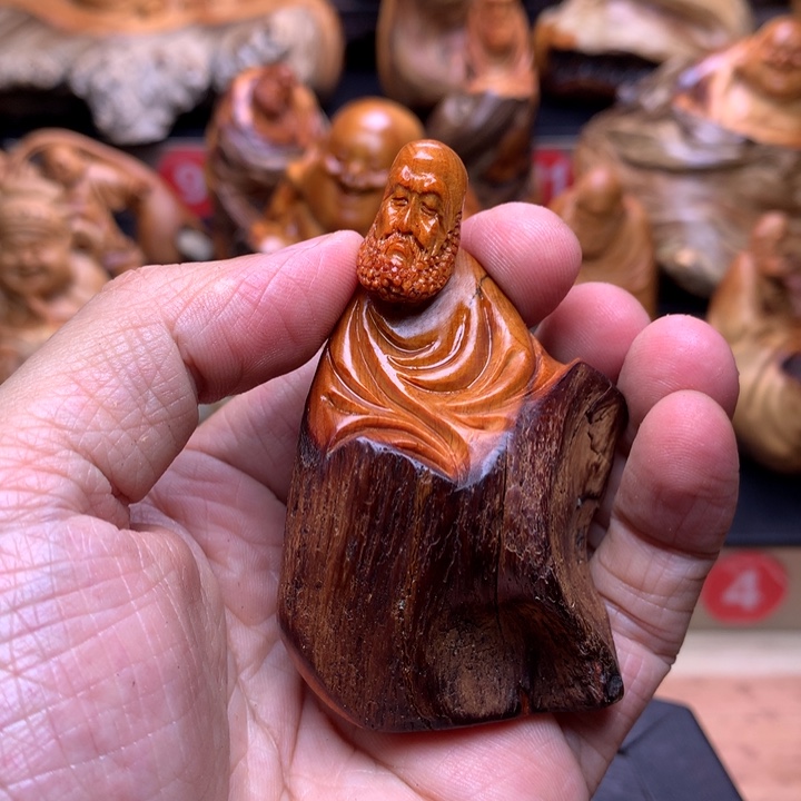 柏木（崖柏）崖柏陈化料手把件