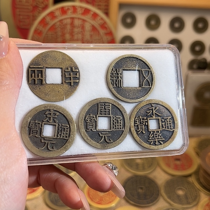 铜现代翻砂工艺作品