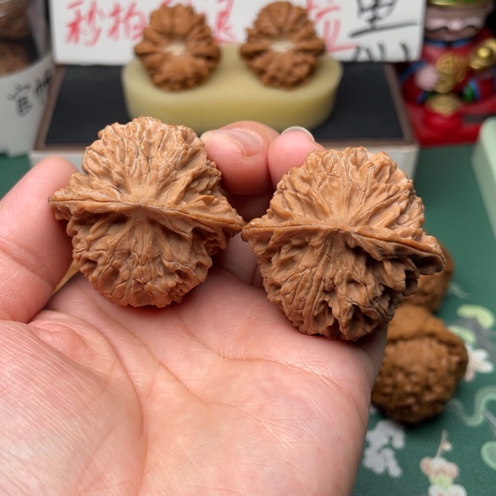 【闪购商品】文玩核桃吊坠42.5全品苹果园