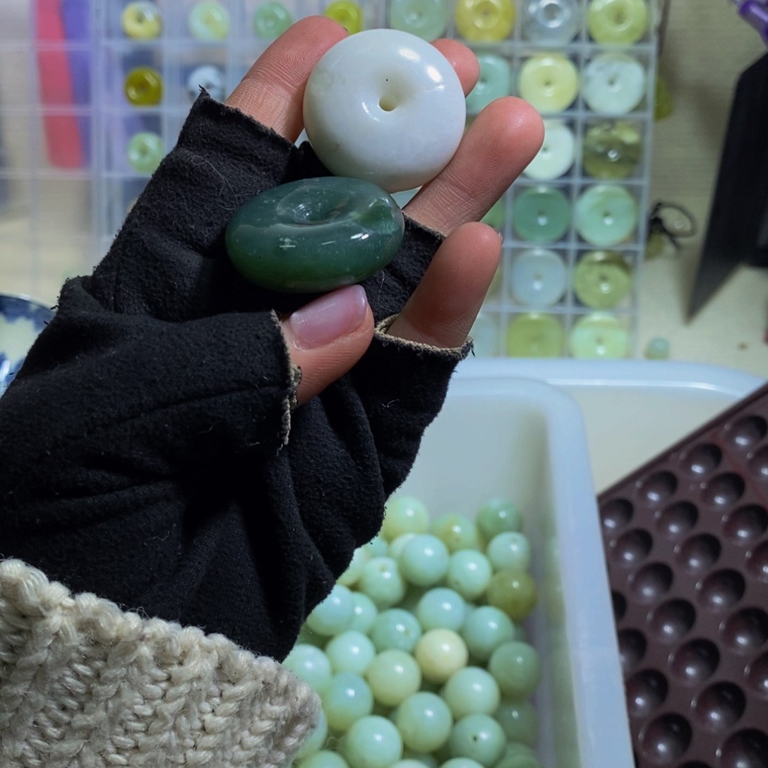 蛇纹石玉其他未镶嵌393