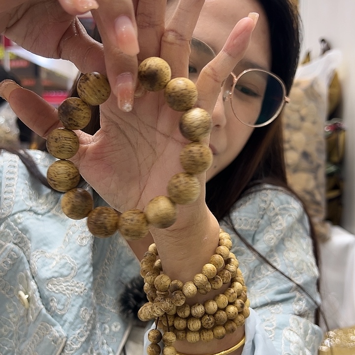 沉香手串沉香海南麻丝油1.6规格单圈手串