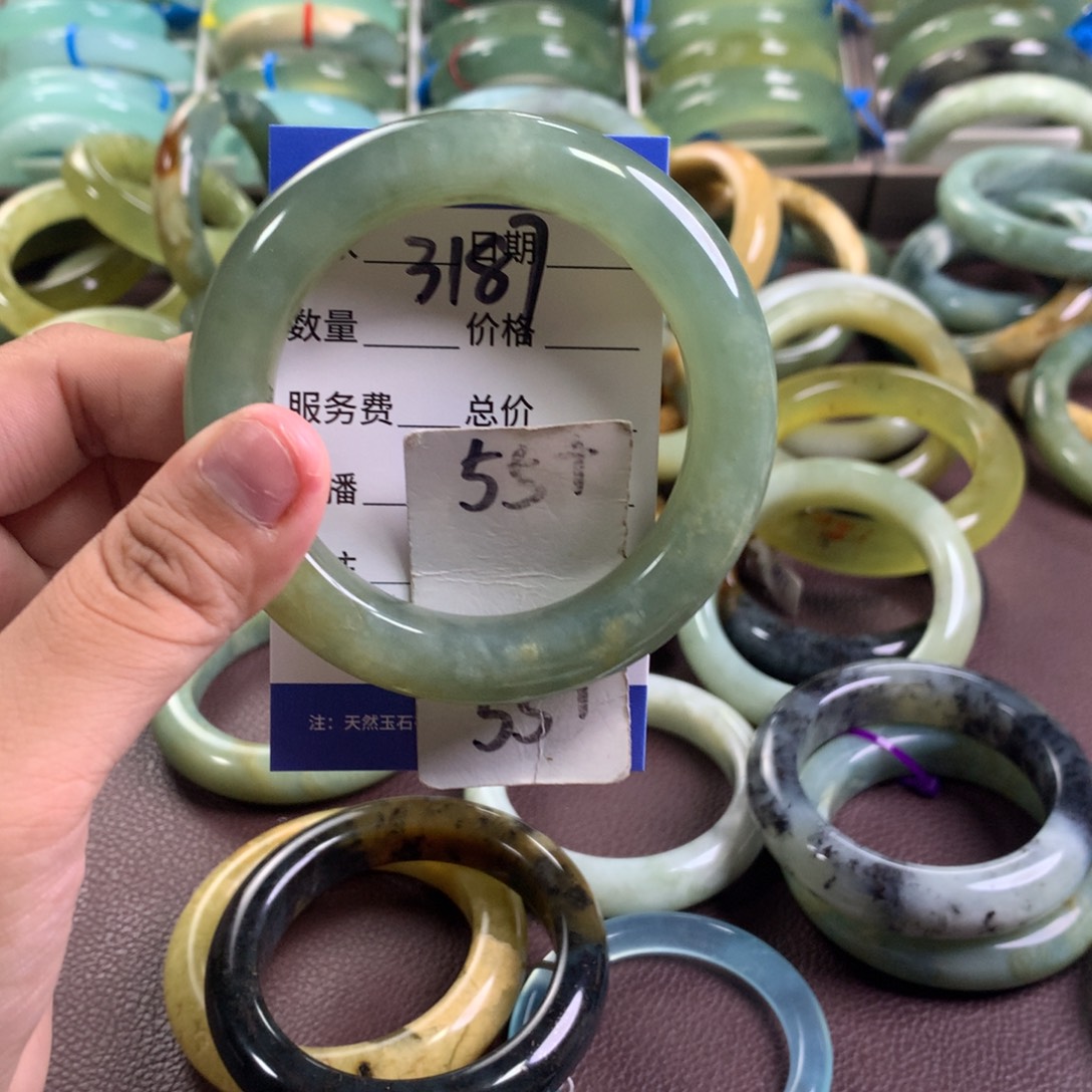 未镶嵌蛇纹石玉手镯3187