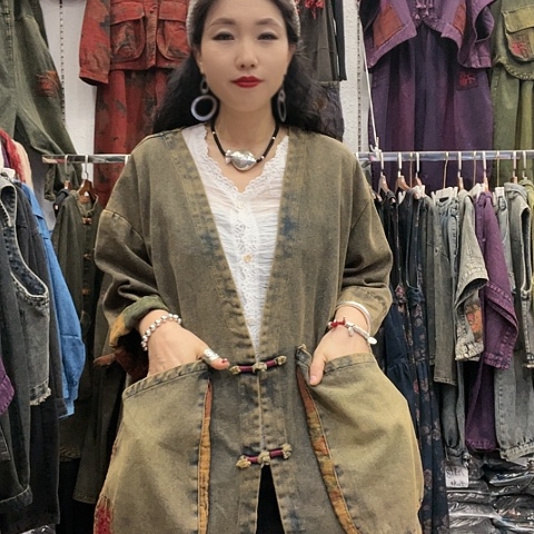 刺绣招财猫牛仔怀旧炒色外套