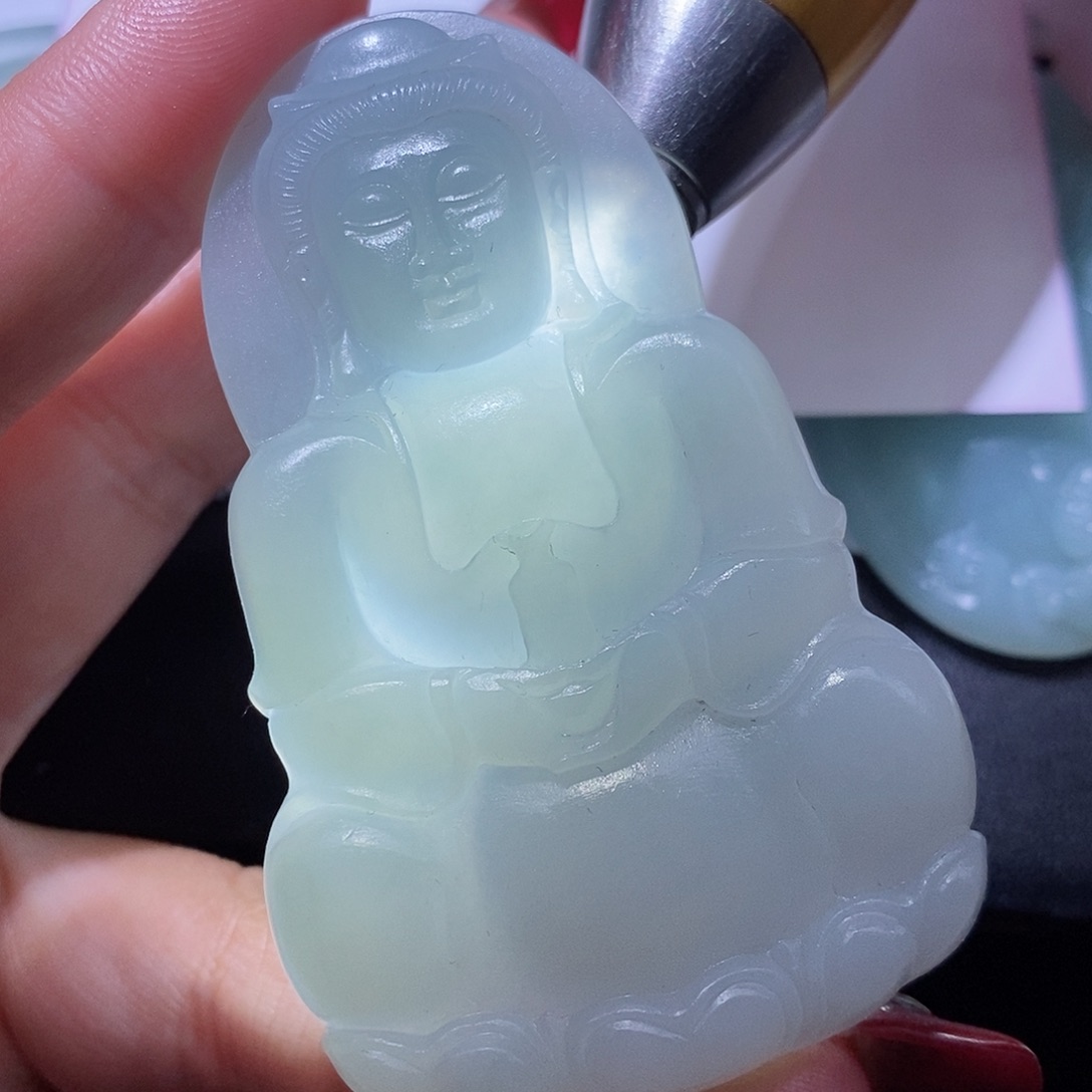 定制翡翠未镶嵌翡翠