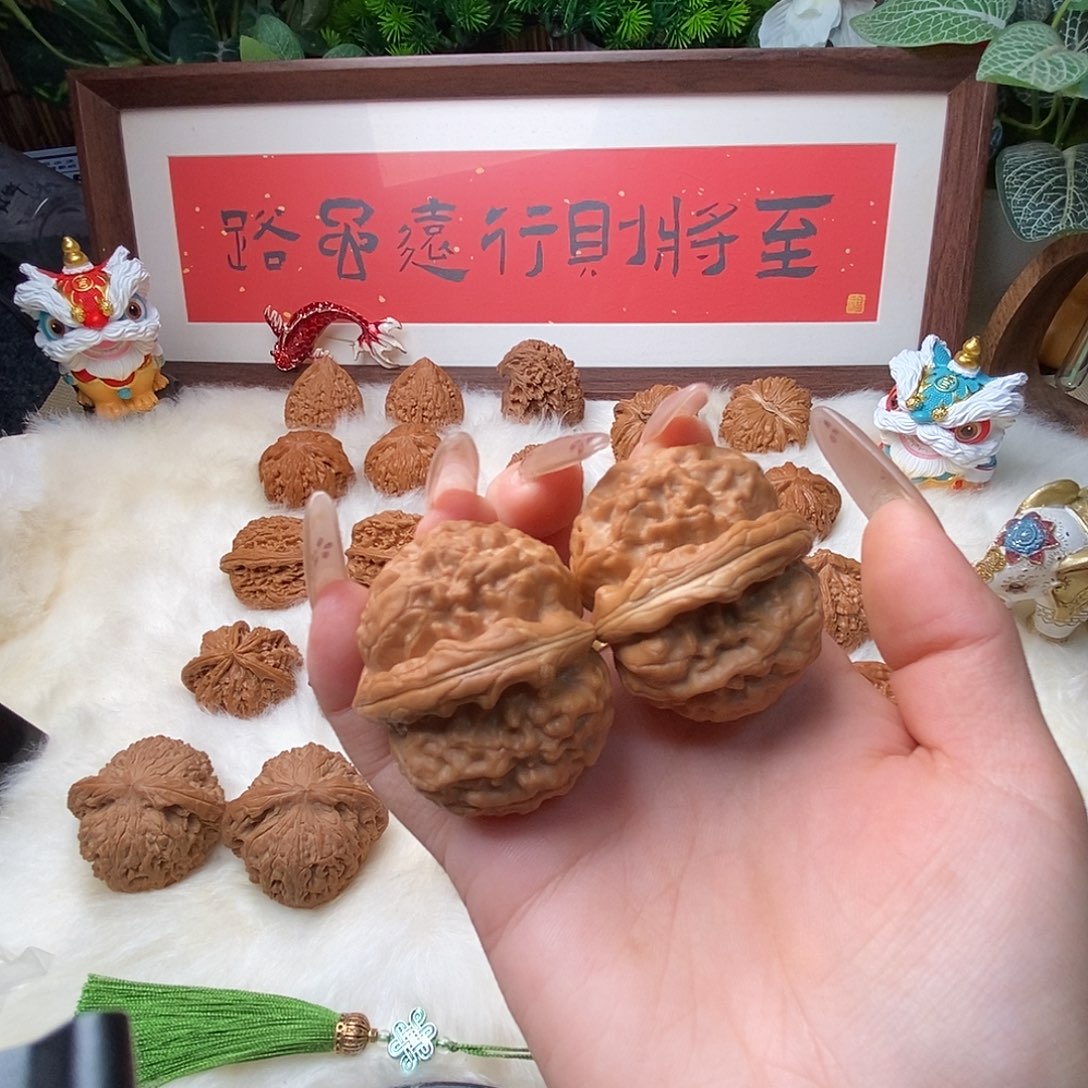 F***t文玩核桃把件核桃～042