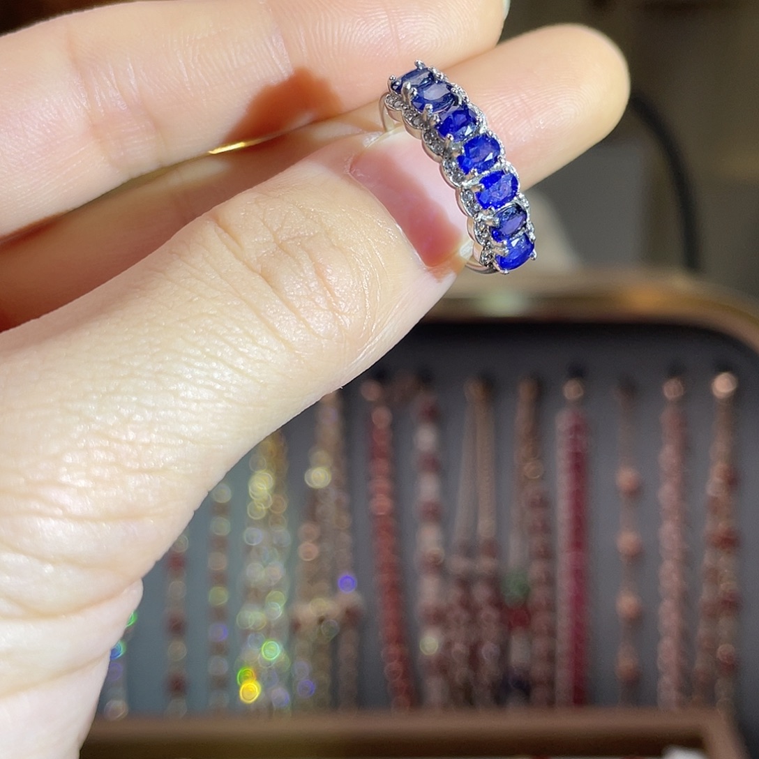 蓝宝石银S925镶嵌戒指