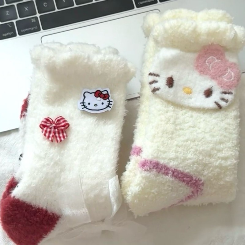 新款ins可爱厚袜子秋冬保暖卡通kt猫毛绒家居地板袜软糯中筒ASS