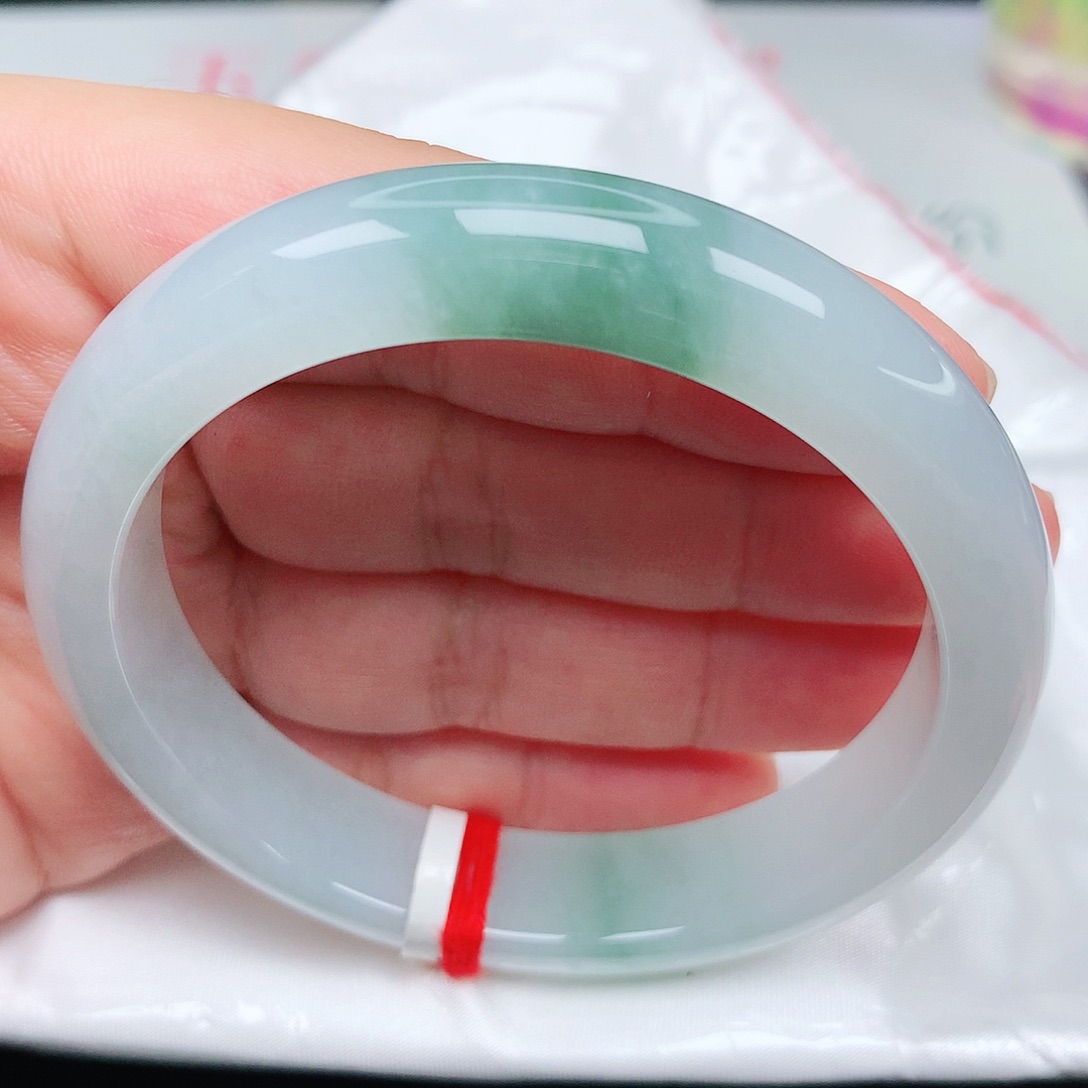 翡翠手镯未镶嵌6冰飘花古典