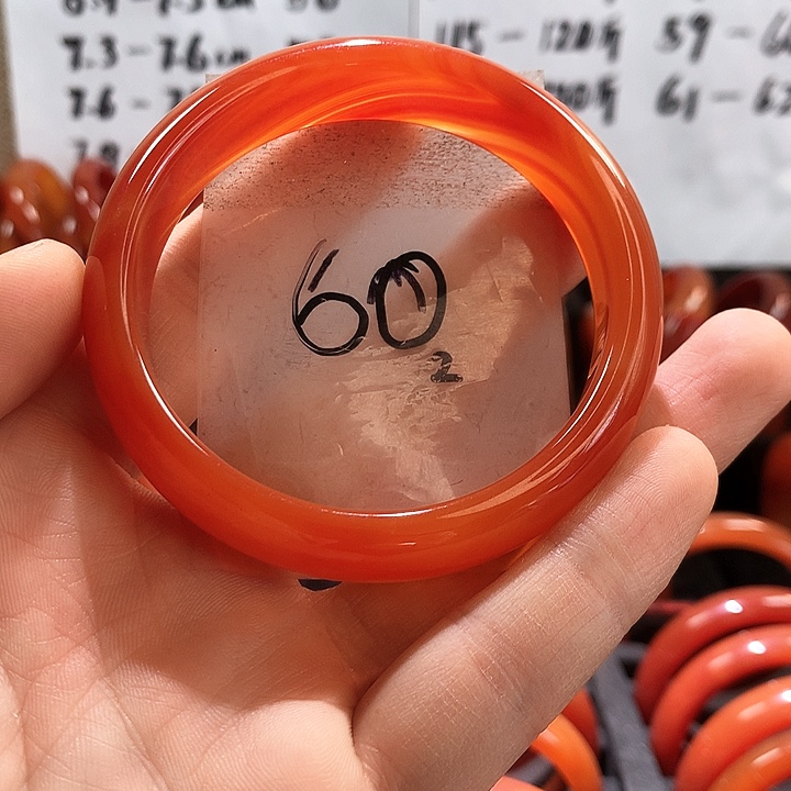 玛瑙/玉髓手镯未镶嵌