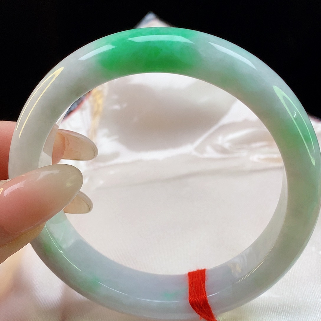 翡翠手镯未镶嵌天然翡翠1009