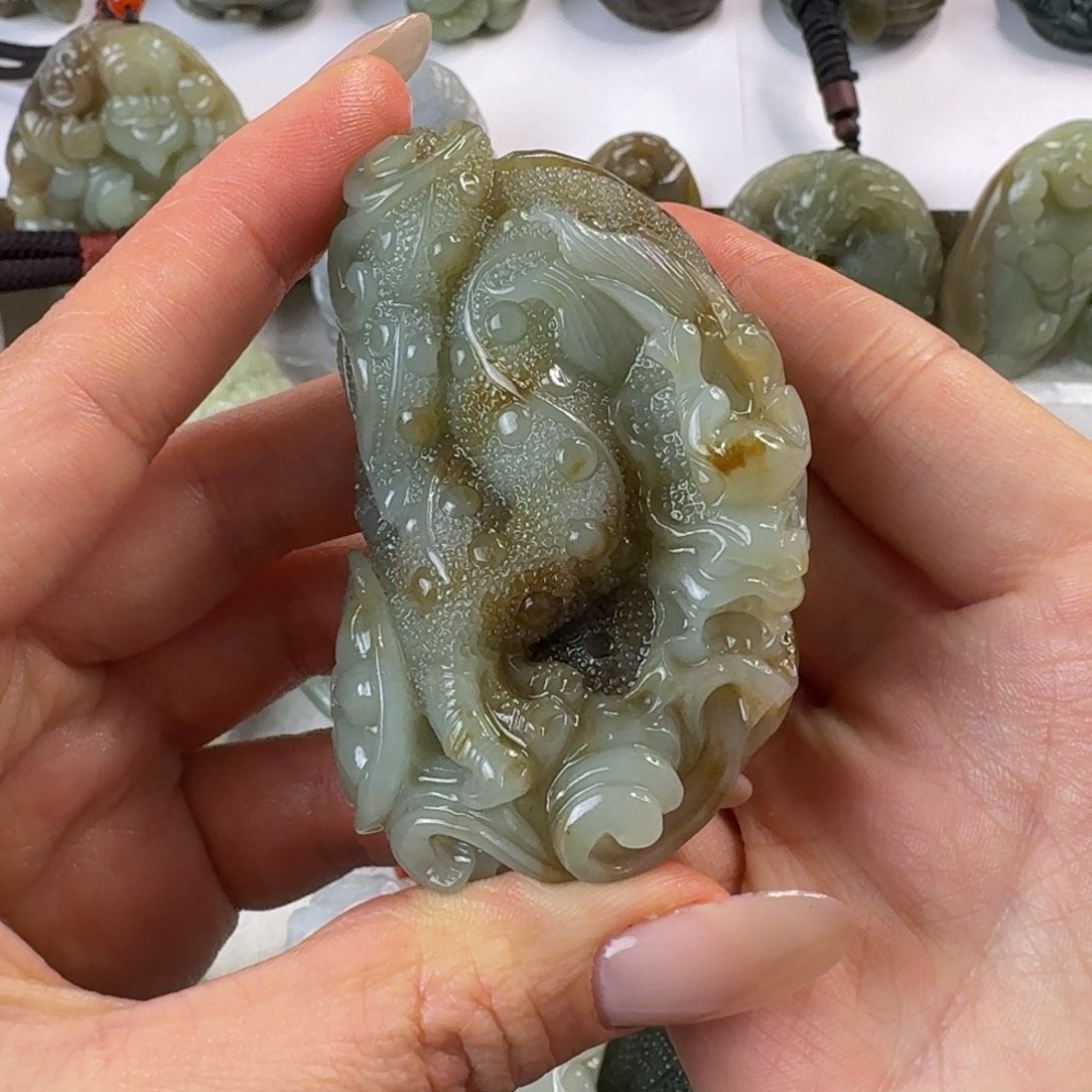 未镶嵌和田玉把件