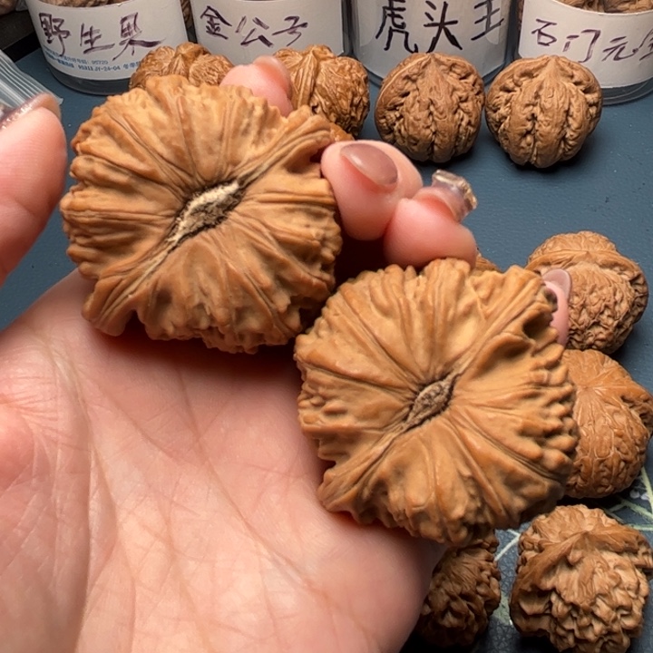 文玩核桃把件柳****747闷白