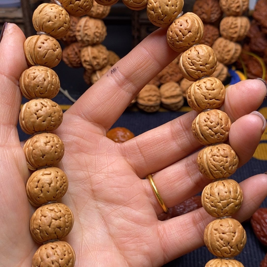 【闪购商品】吊坠文玩核桃求****师纽扣手持