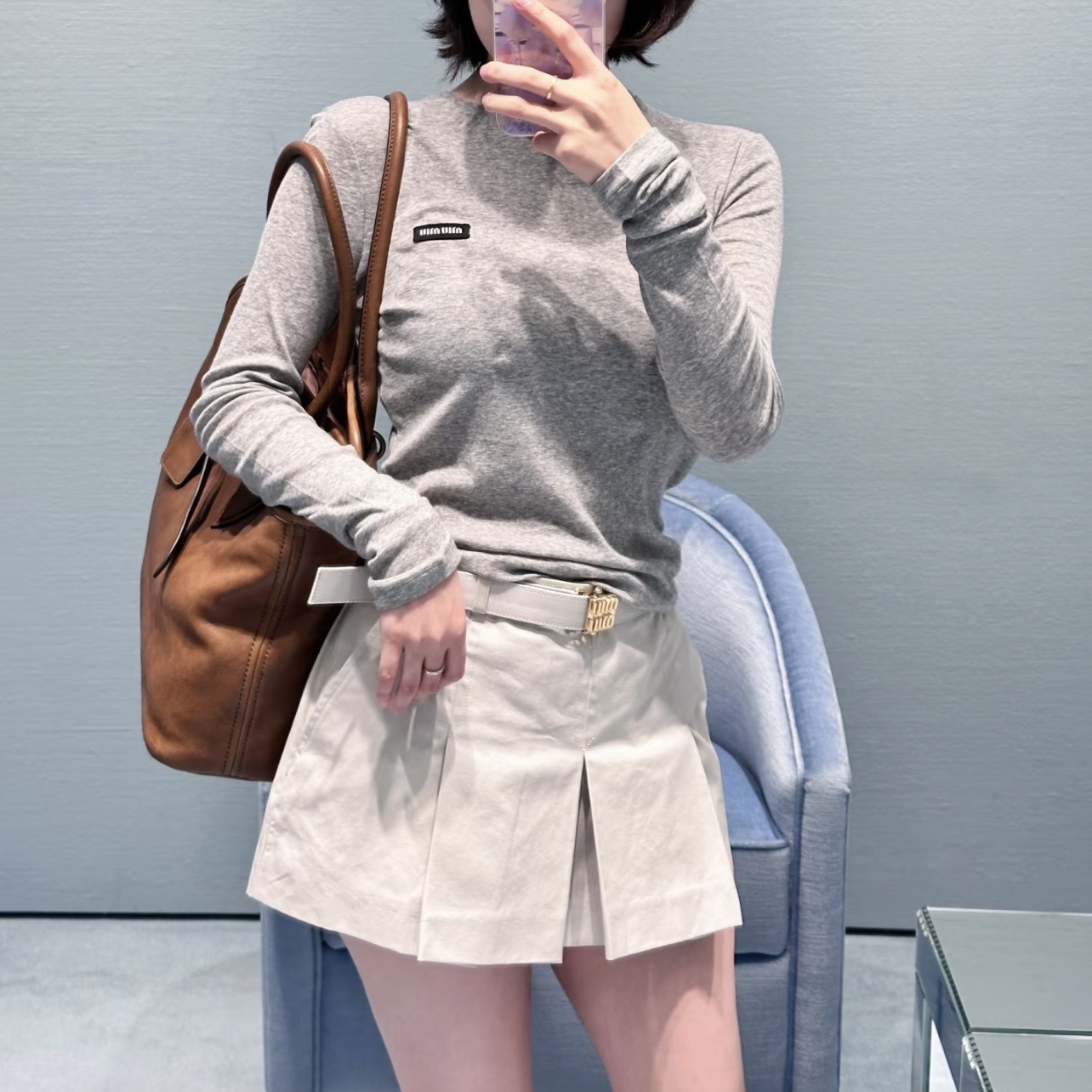 99新 MIU MIU/缪缪 au253 金扣logo低腰褶饰休闲短裙 36码 棉