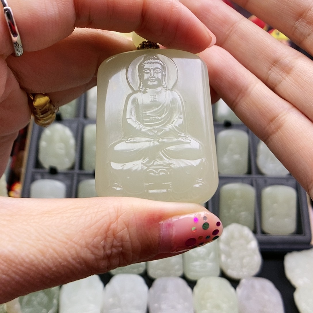 和田玉颈饰未镶嵌曹*诚